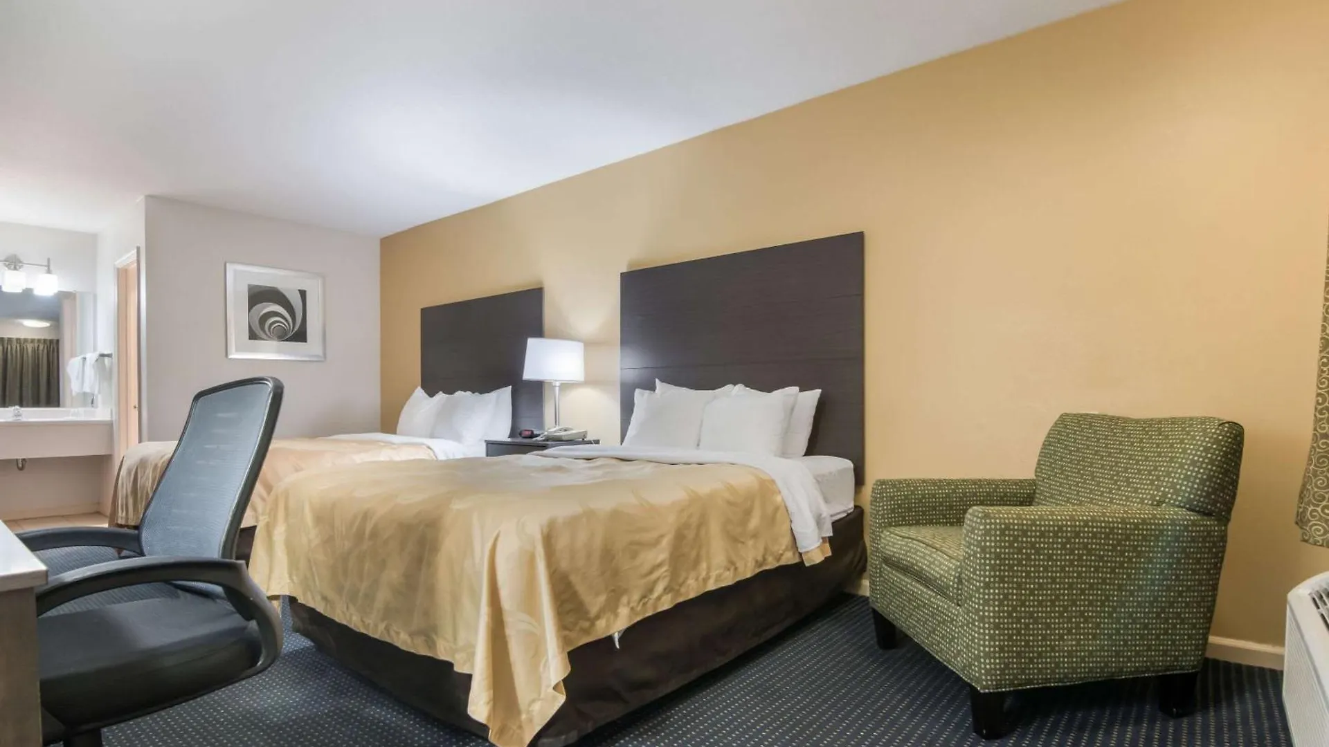 Quality Inn Little Creek Virginia Beach 2*,  United States